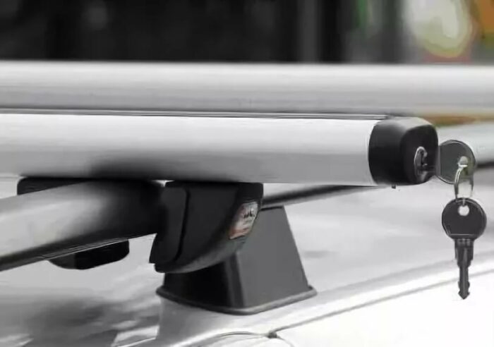 Крепление багажника на рейлинги Amos Futura 1,6 аэродинамические + ключ